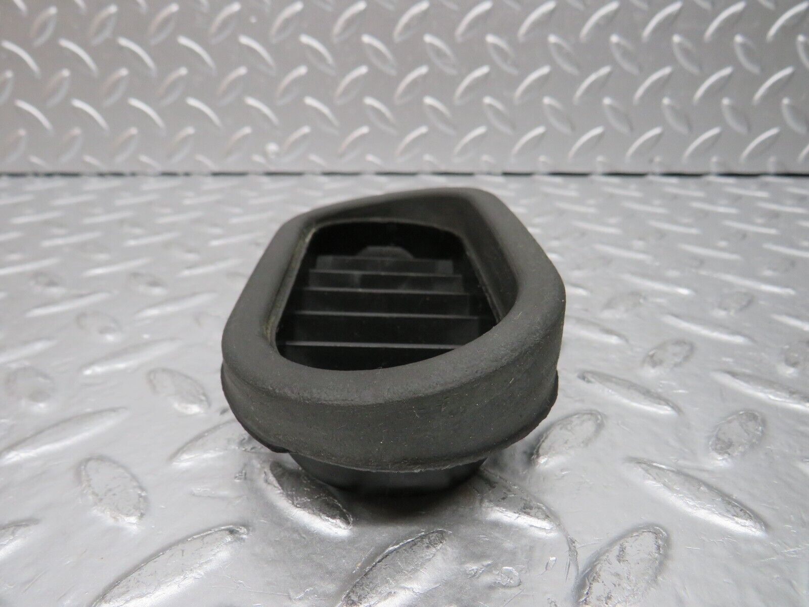 29988 Porsche 924 Right Door Air Vent 477819180