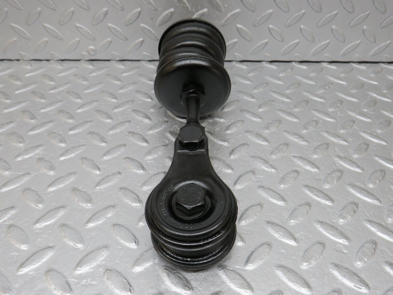 37471 Mercedes-Benz W109 300SEL Strut Rear Axle Mount 1113510444 1113510240