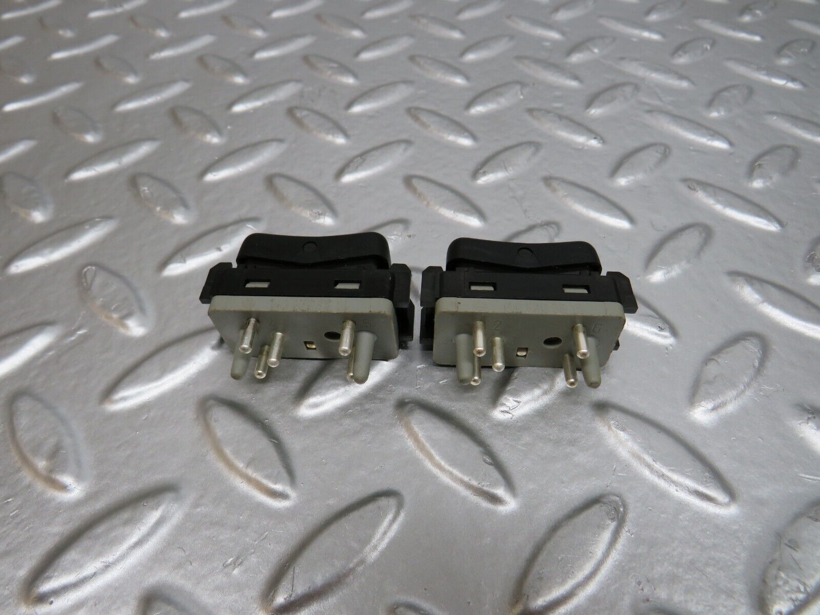 24675 Mercedes-Benz W140 S320 Heated Seat Switch Pair 1408209810