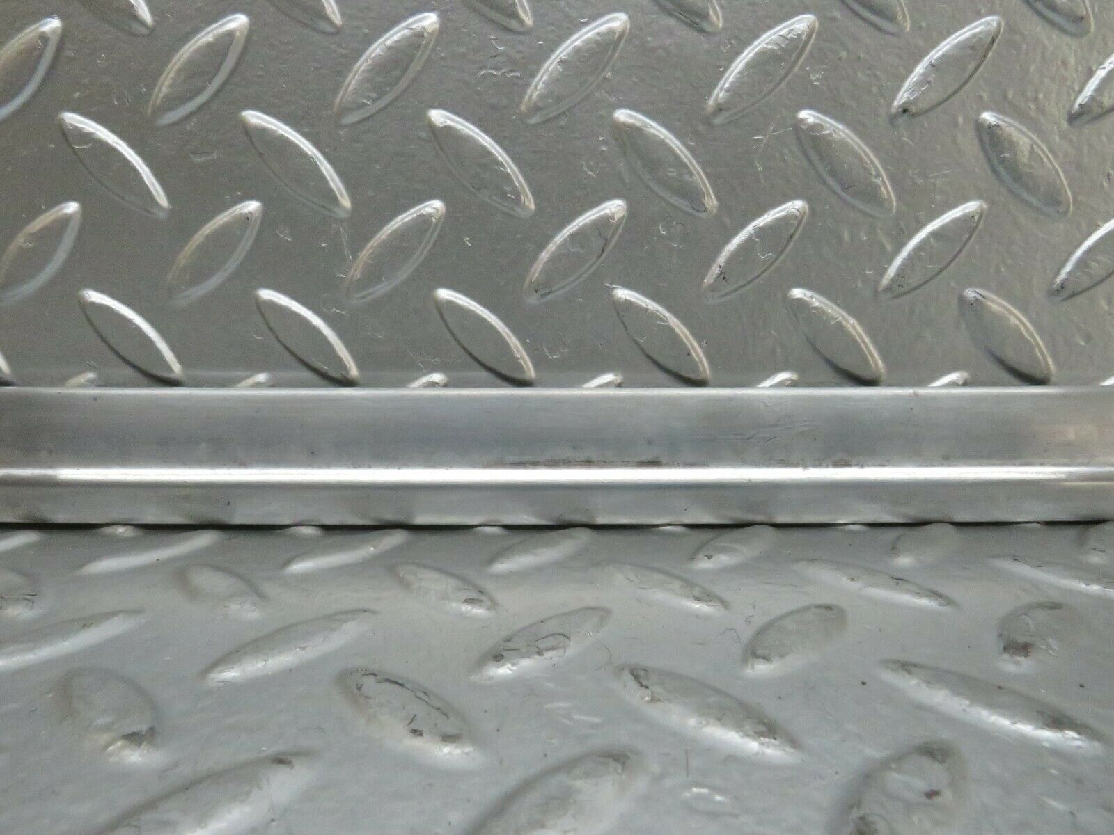 23739 Mercedes-Benz C107 450SLC Coupe Right Door Chrome Trim