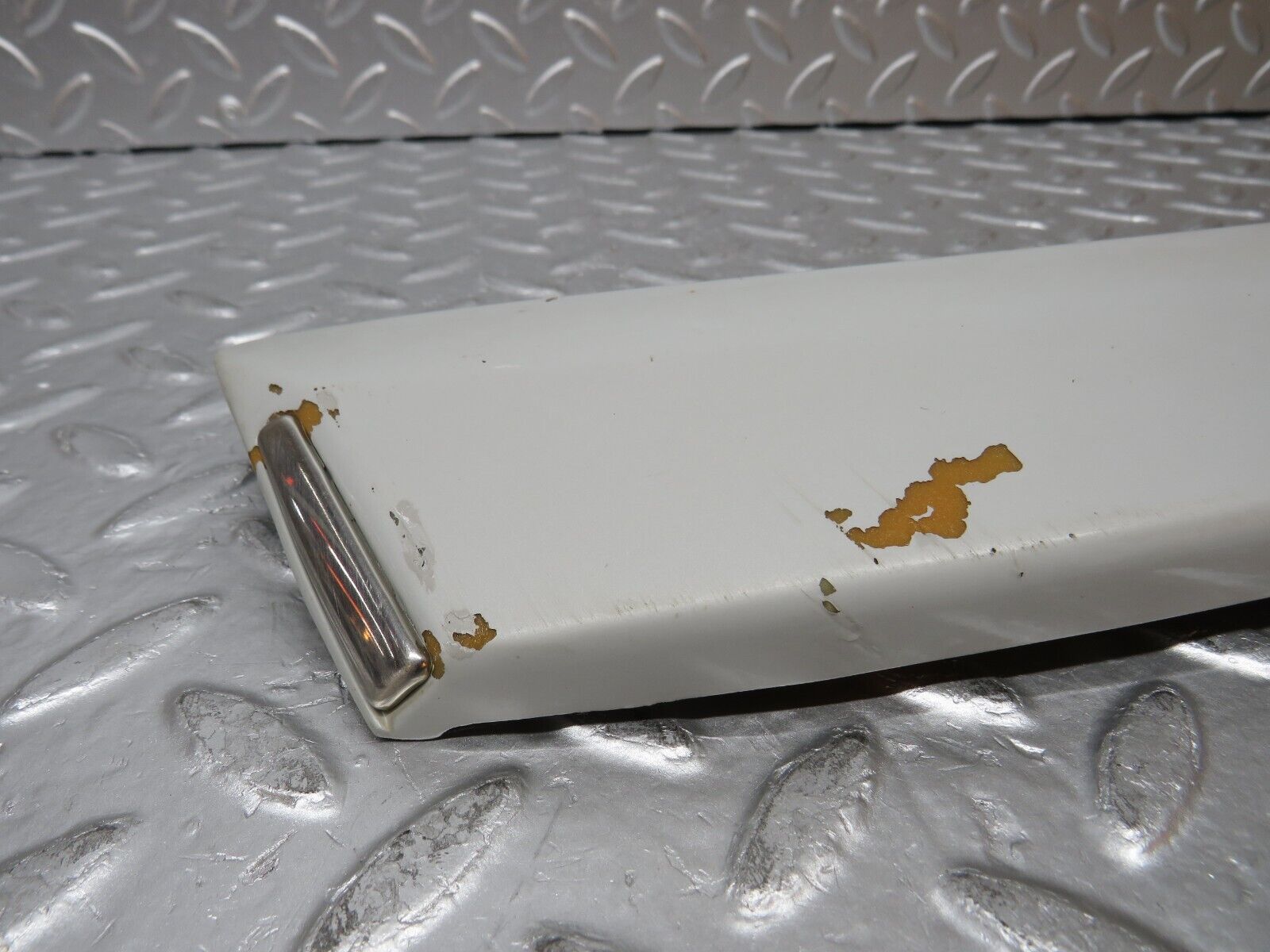 30406 Mercedes-Benz W124 230E Rear Left Fender Wing Lower Moulding Trim 1246901940