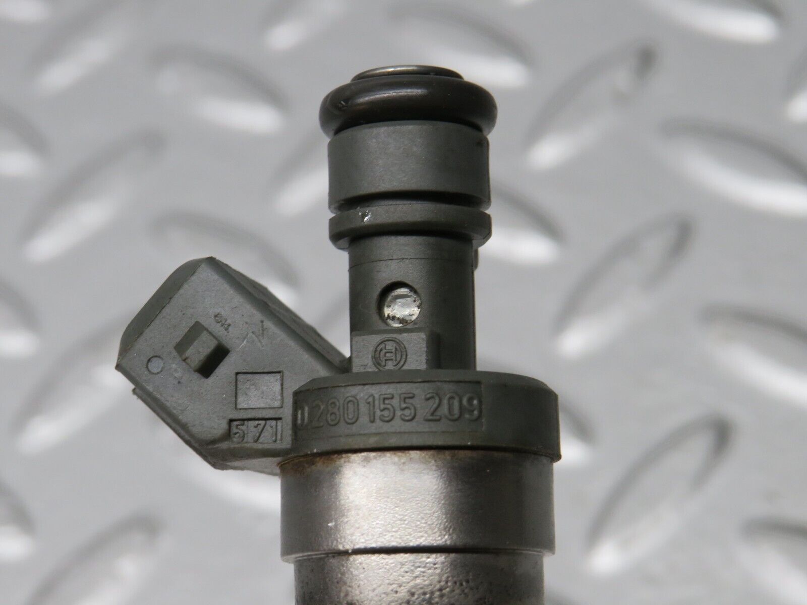 39424 Mercedes-Benz R129 320SL Coupe Fuel Injector Bosch 0000787323 0280155209