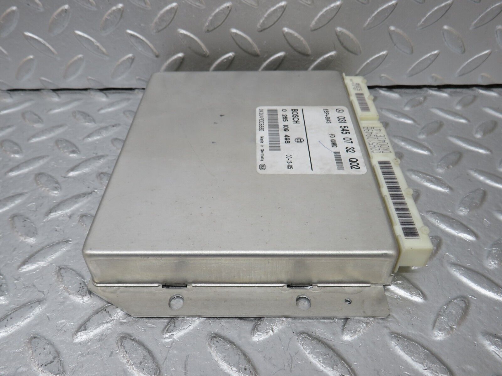 34762 Mercedes-Benz W210 320E ABS Control Unit Bosch 0315450732 0265109498