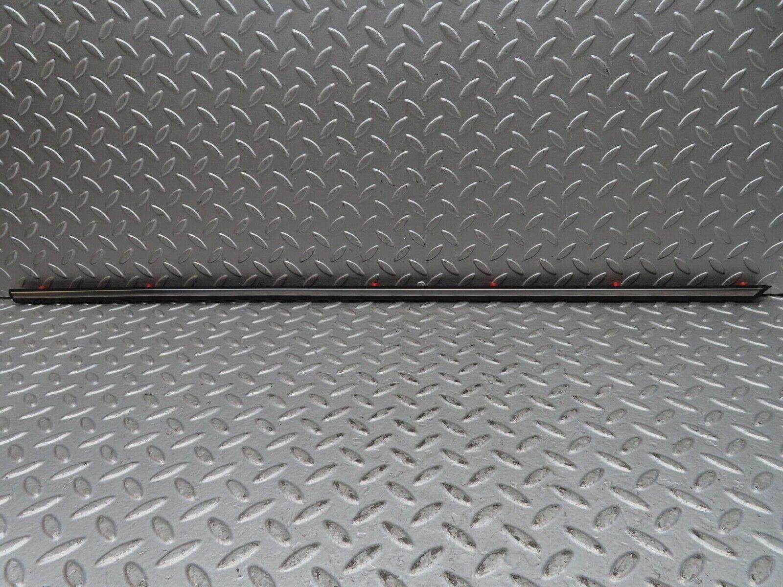 15833 Mercedes-Benz W123 280E Rear Right Door Centre Moulding Trim