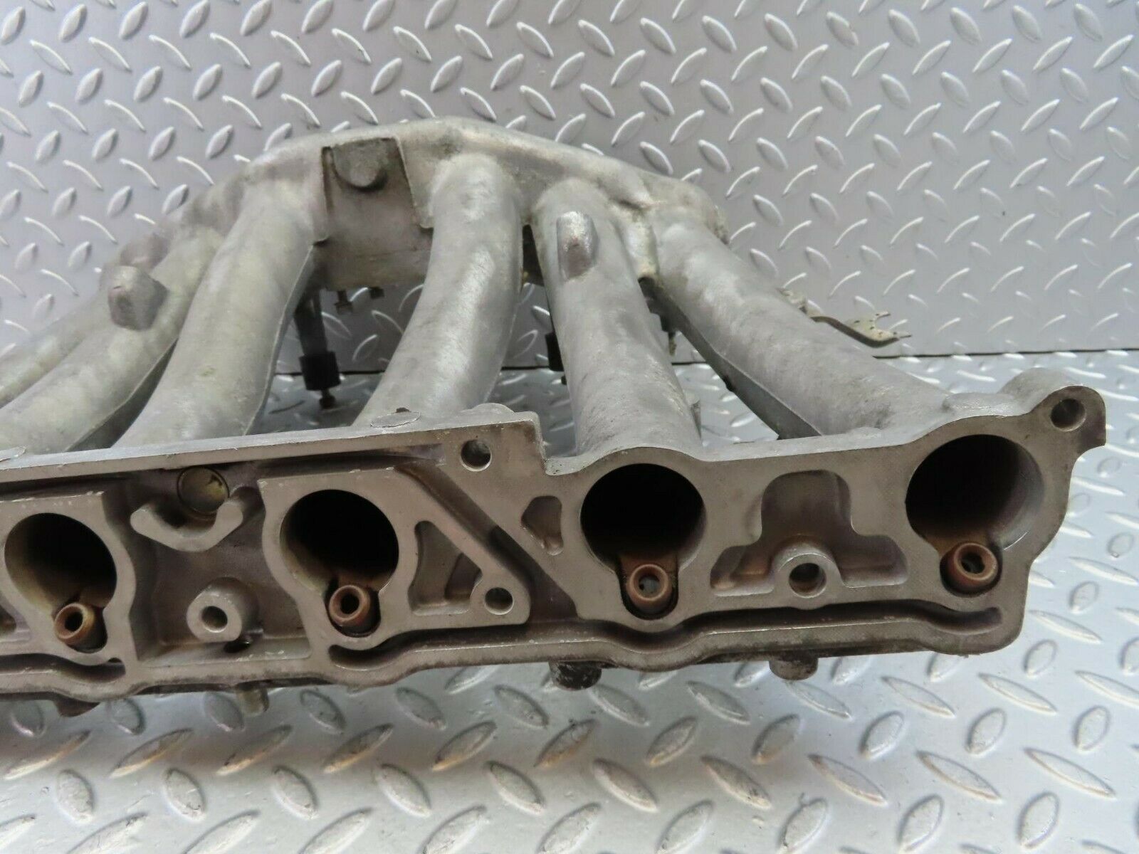 9516 Mercedes-Benz C124 300CE Coupe Intake Manifold 1031411601