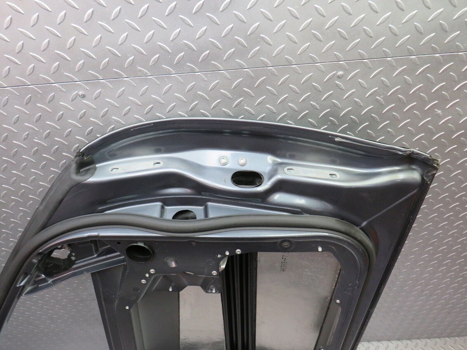 35089 Mercedes-Benz W221 Front Left Aluminium Door