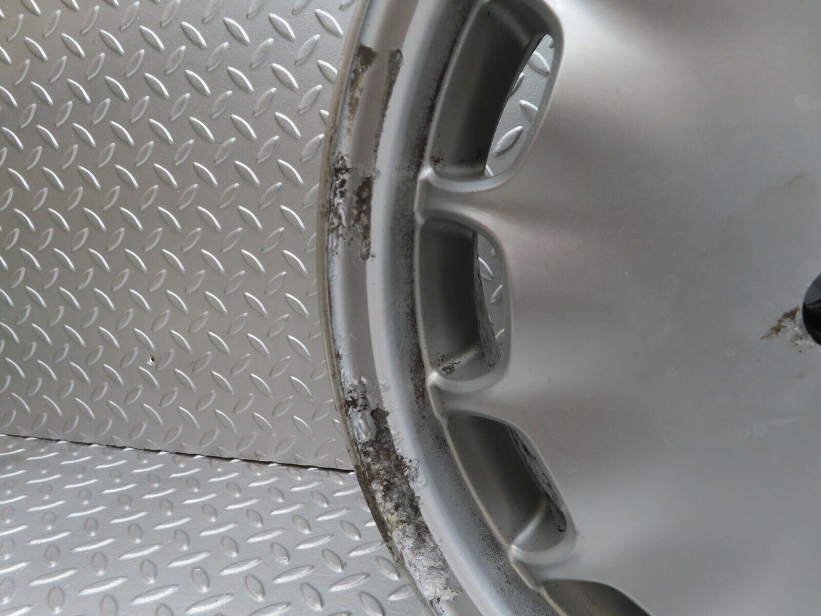 15217 Mercedes-Benz W140 S320 Alloy Wheel 7.5Jx16H2 ET51 1404011002