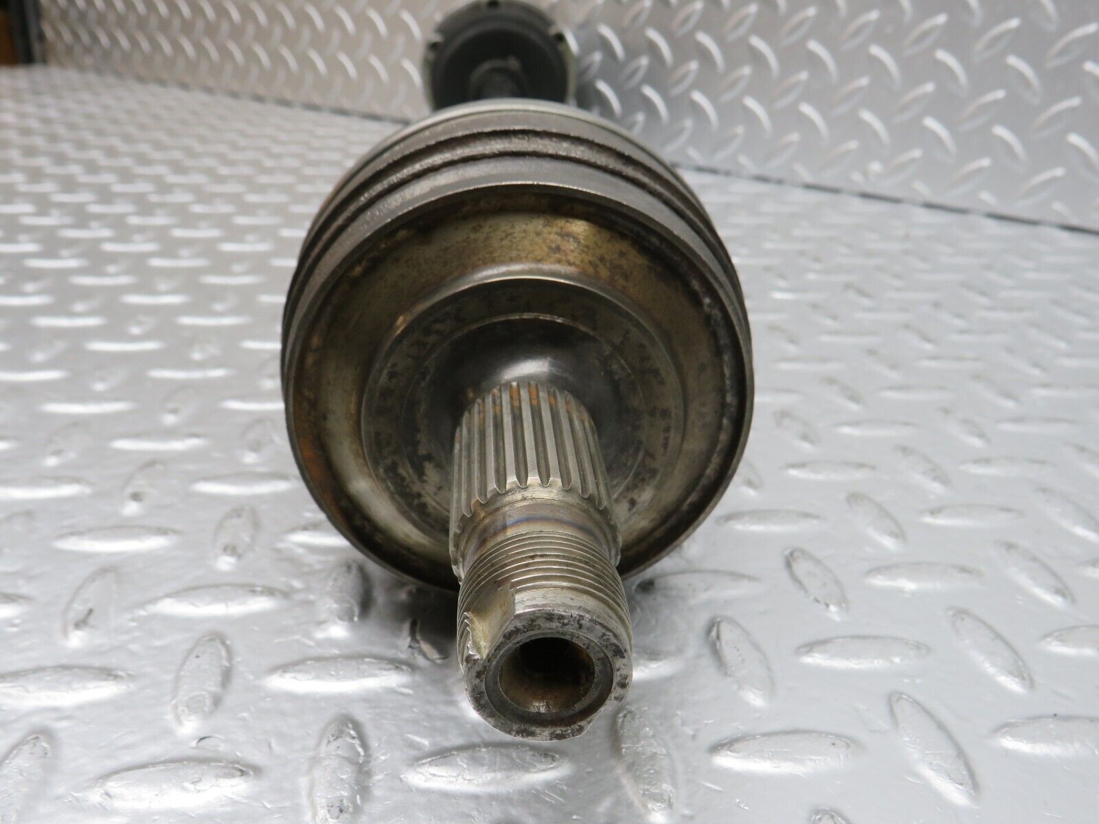 32674 Mercedes-Benz S124 300TE Wagon Axle Shaft Drive Shaft