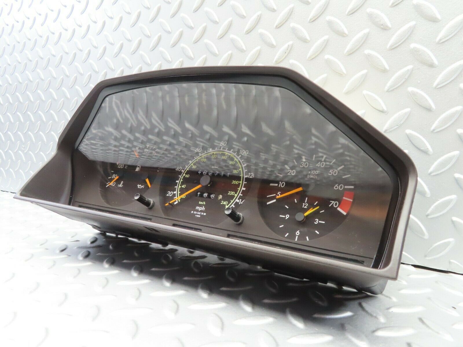 6558 Mercedes-Benz S124 E220 Wagon Instrument Cluster 1244401347