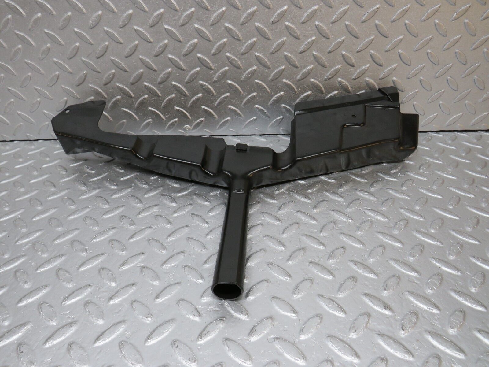 39386 Mercedes-Benz R129 320SL Coupe Windscreen Drain Channel Left 1296280173