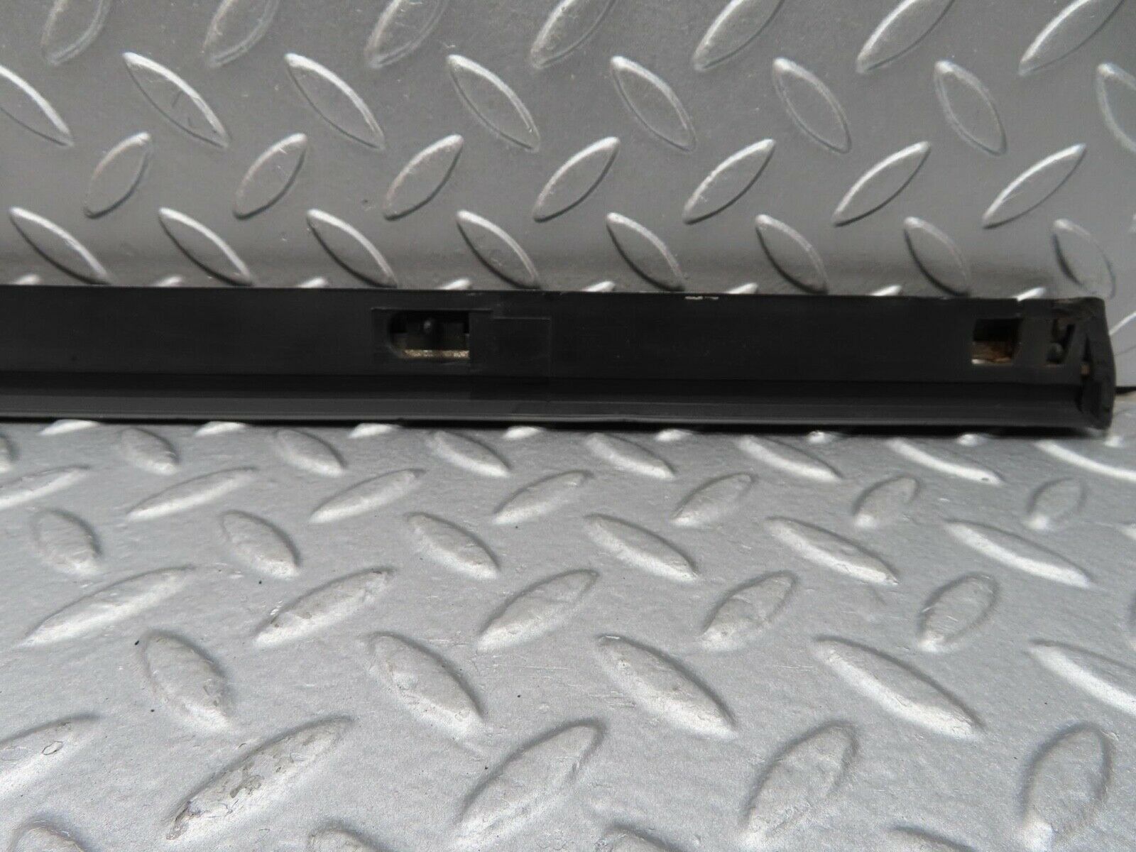 14113 Mercedes-Benz C107 280SLC Rear Left Fender Wing Centre Moulding Trim