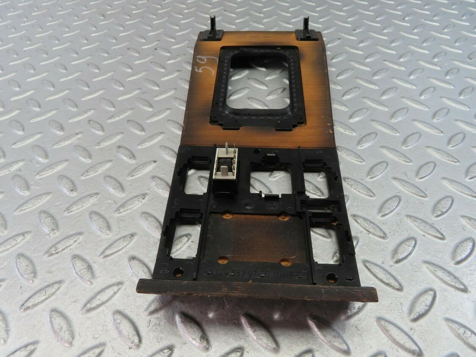 9288 Mercedes-Benz C124 300CE Coupe Centre Console Wood Panel 1246830700