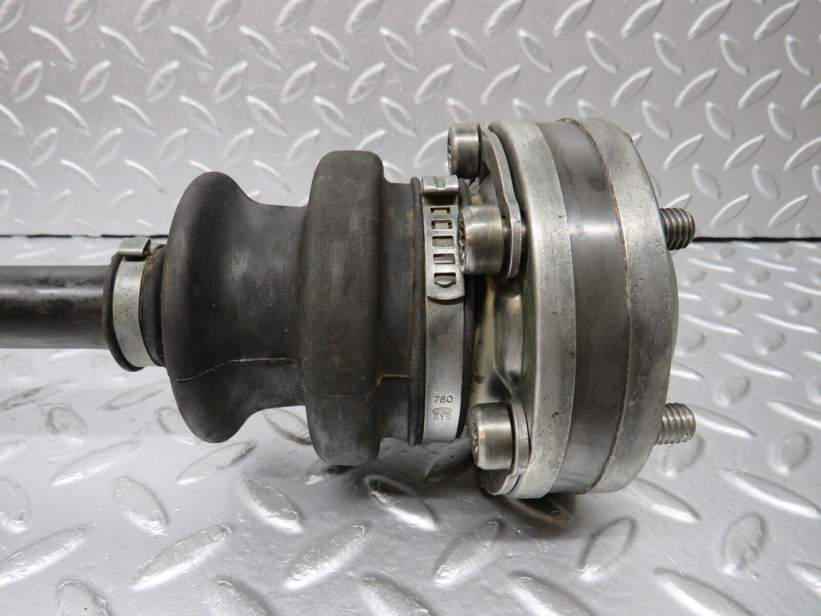 32674 Mercedes-Benz S124 300TE Wagon Axle Shaft Drive Shaft