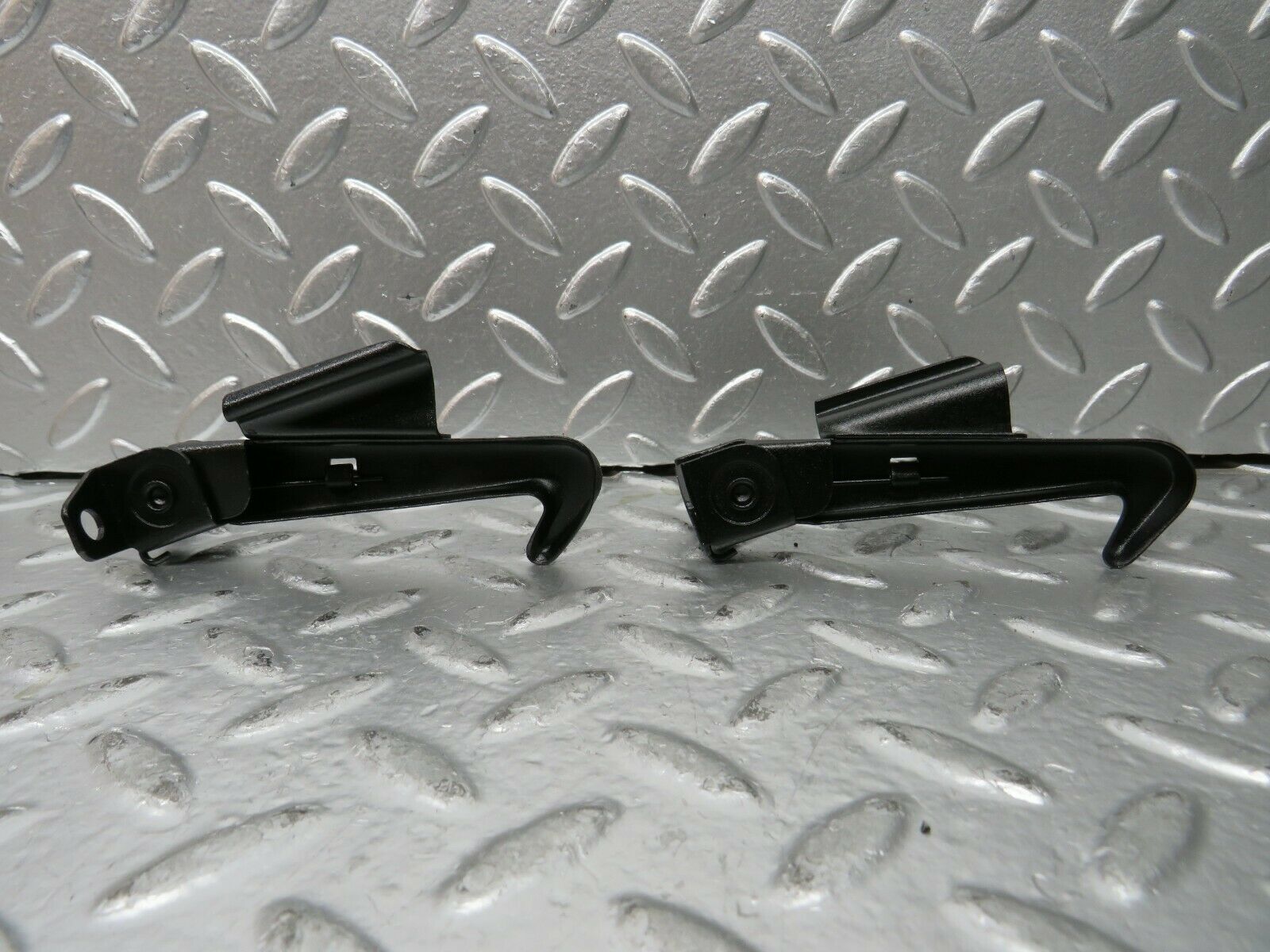 23380 Mercedes-Benz W116 350SE Bonnet Safety Latch Pair