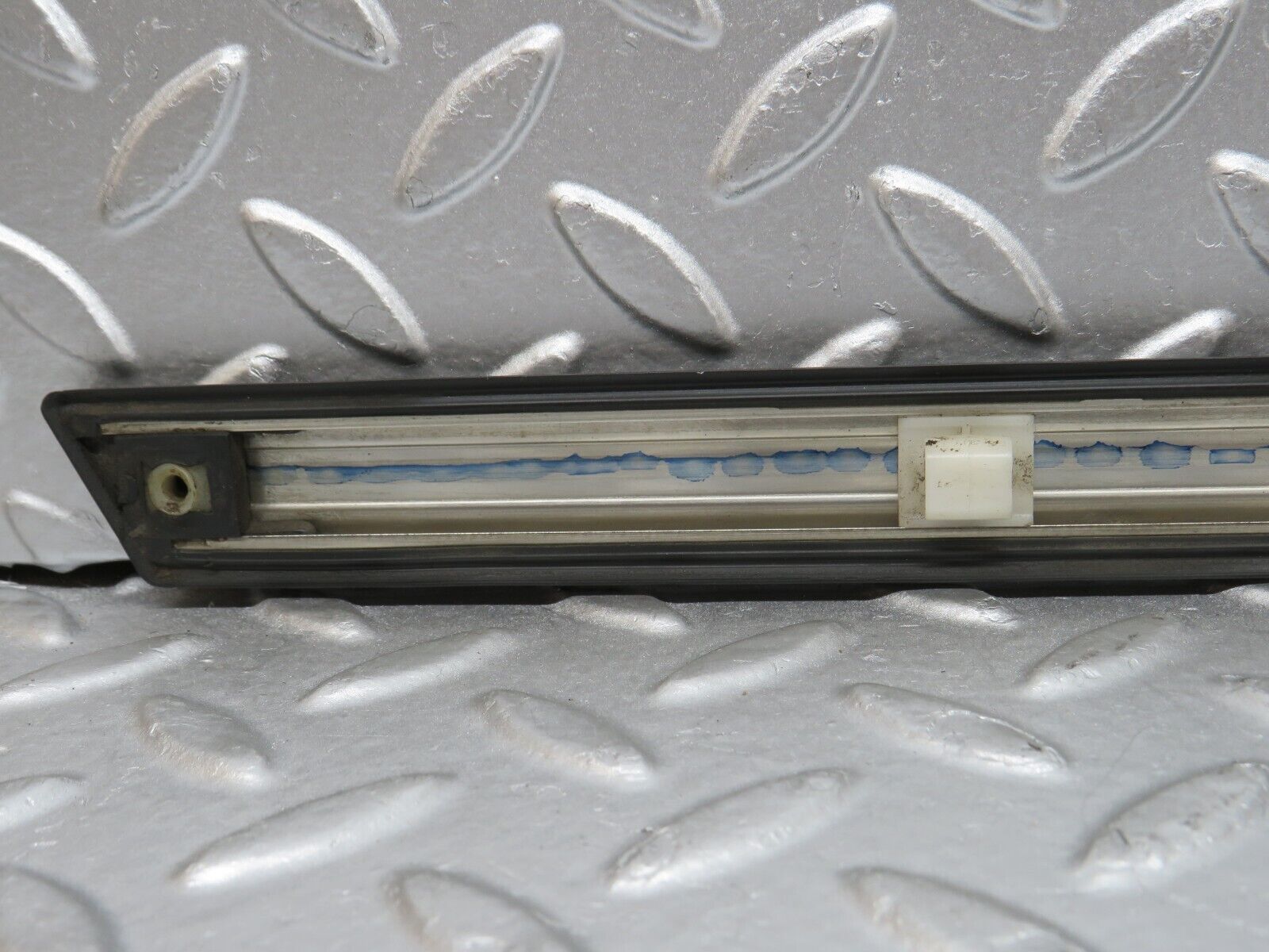 30787 Mercedes-Benz W201 190E 2.0L Rear Left Door Centre Moulding Trim