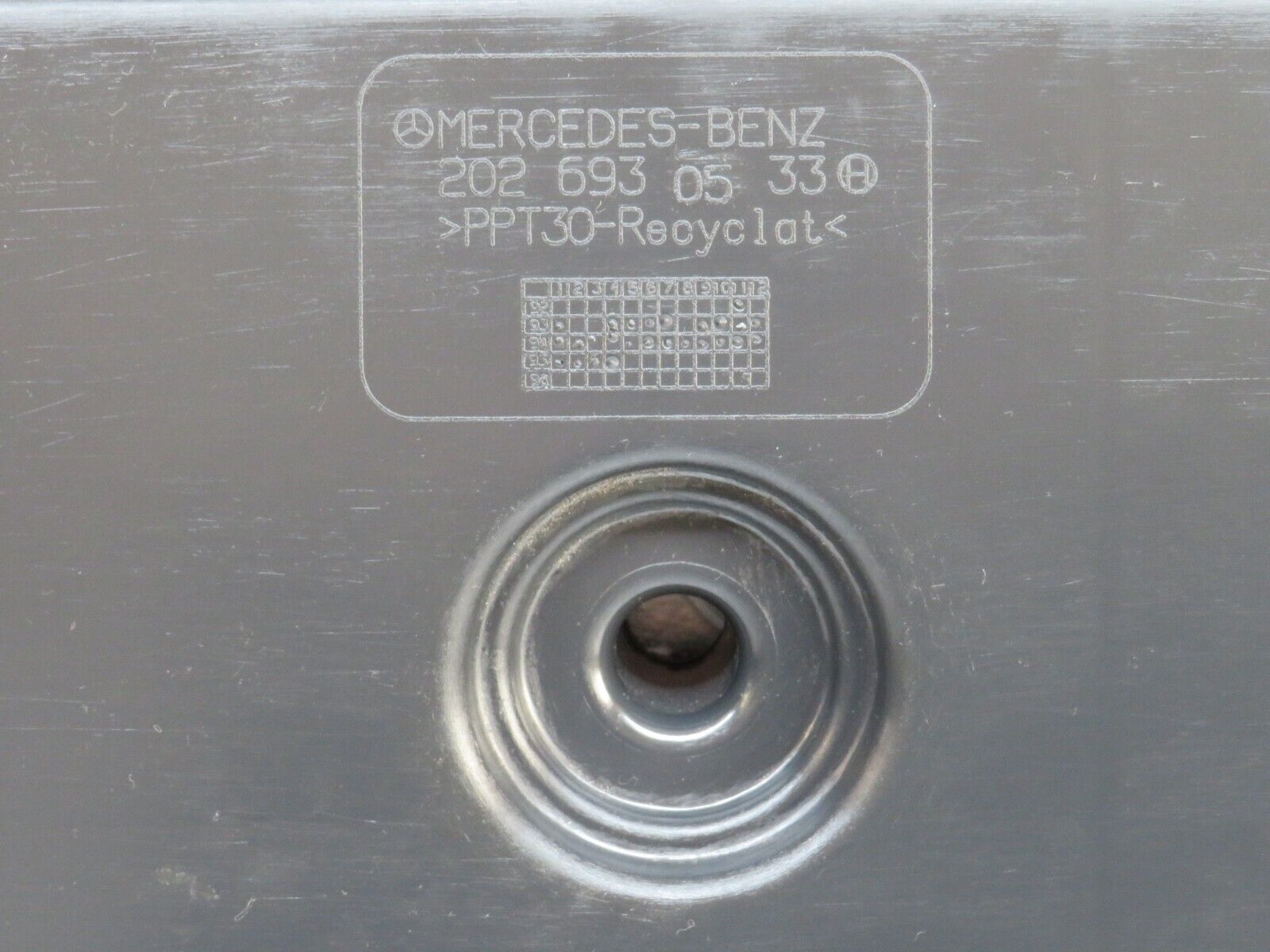 33216 Mercedes-Benz W202 C180 Trunk Storage Cover Panel 2026930533