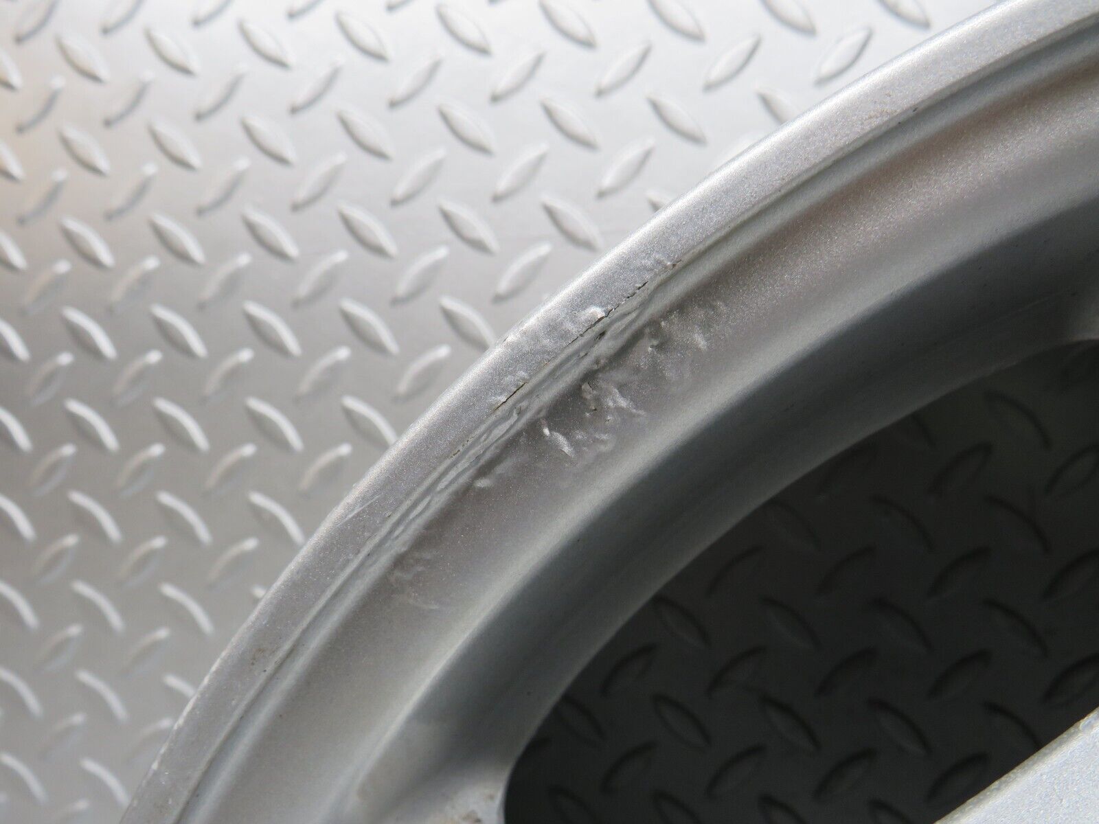 38190 Mercedes-Benz A124 Alloy Wheel 7Jx15H2 ET37 KBA44301