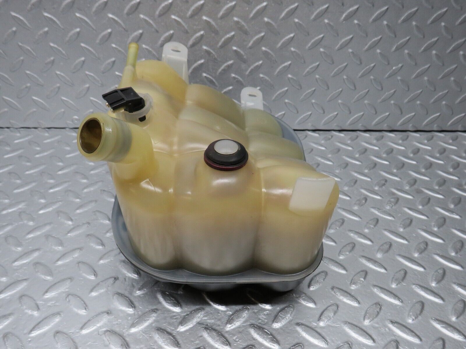 38240 Mercedes-Benz R129 280SL Coupe Coolant Reservoir Tank 1295000549 1295000006