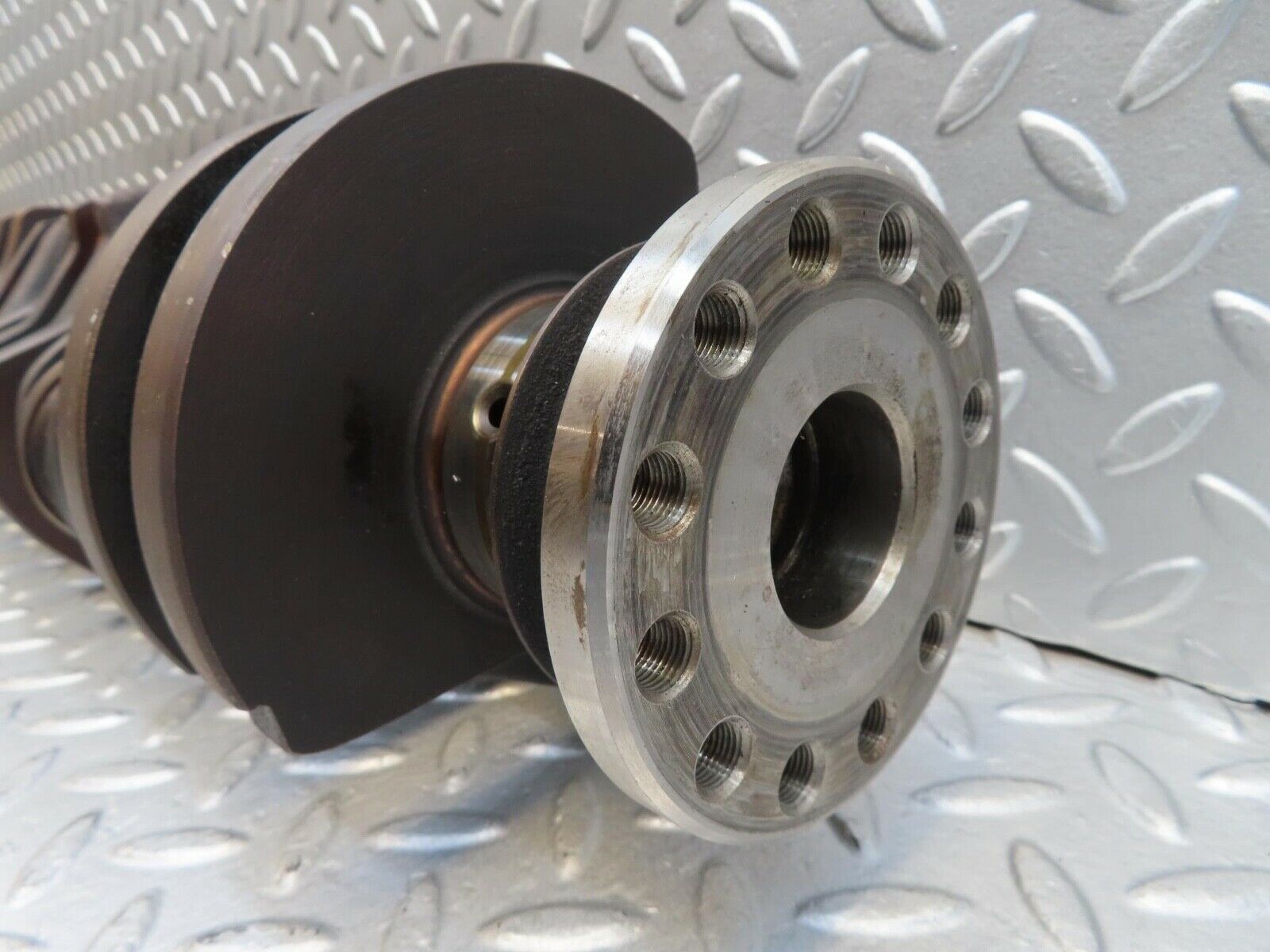 16141 Mercedes-Benz W123 280E Crankshaft 1100310701