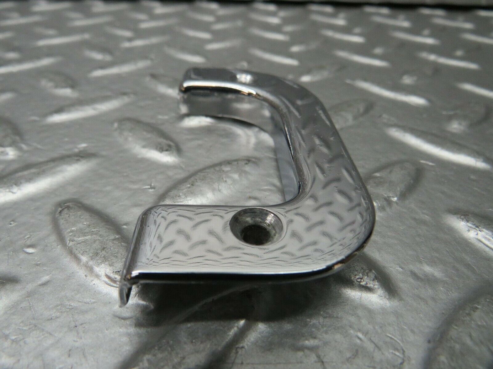 22978 Mercedes-Benz C123 230CE Coupe Left Chrome Door Latch Trim 1237230124