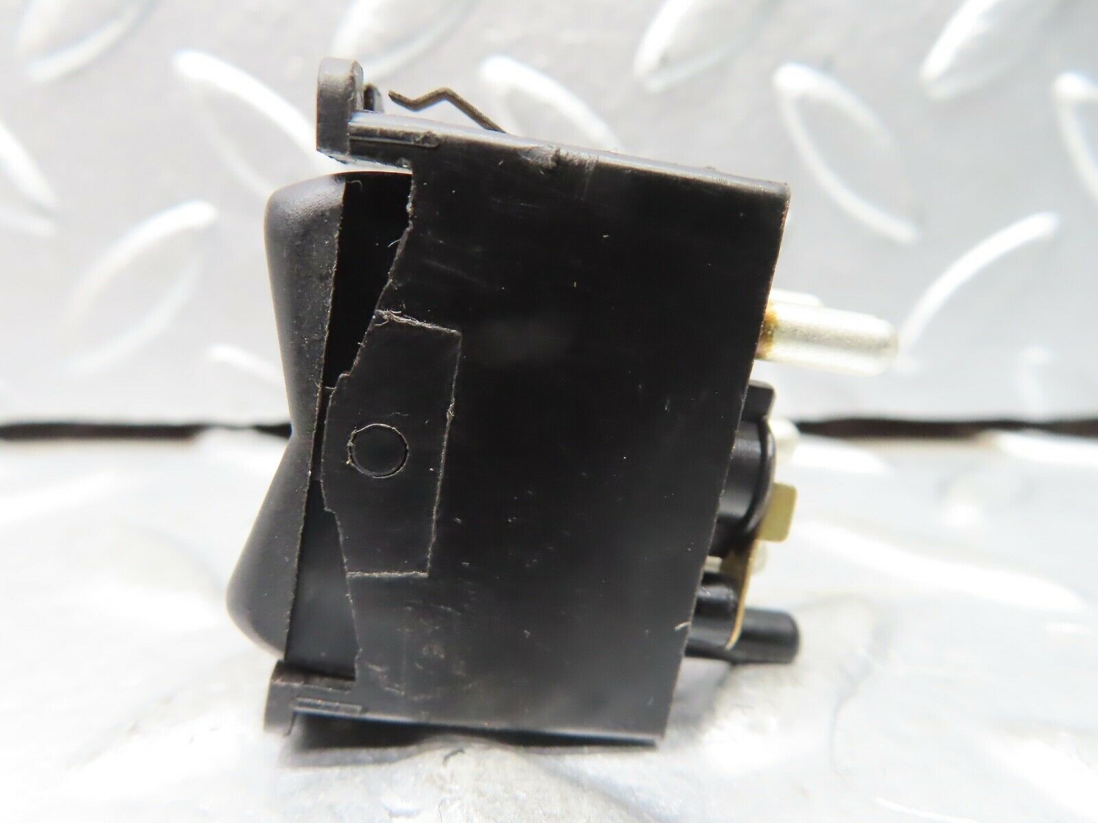 21157 Mercedes-Benz W123 230E Rear Windscreen Defroster Switch 0008206110