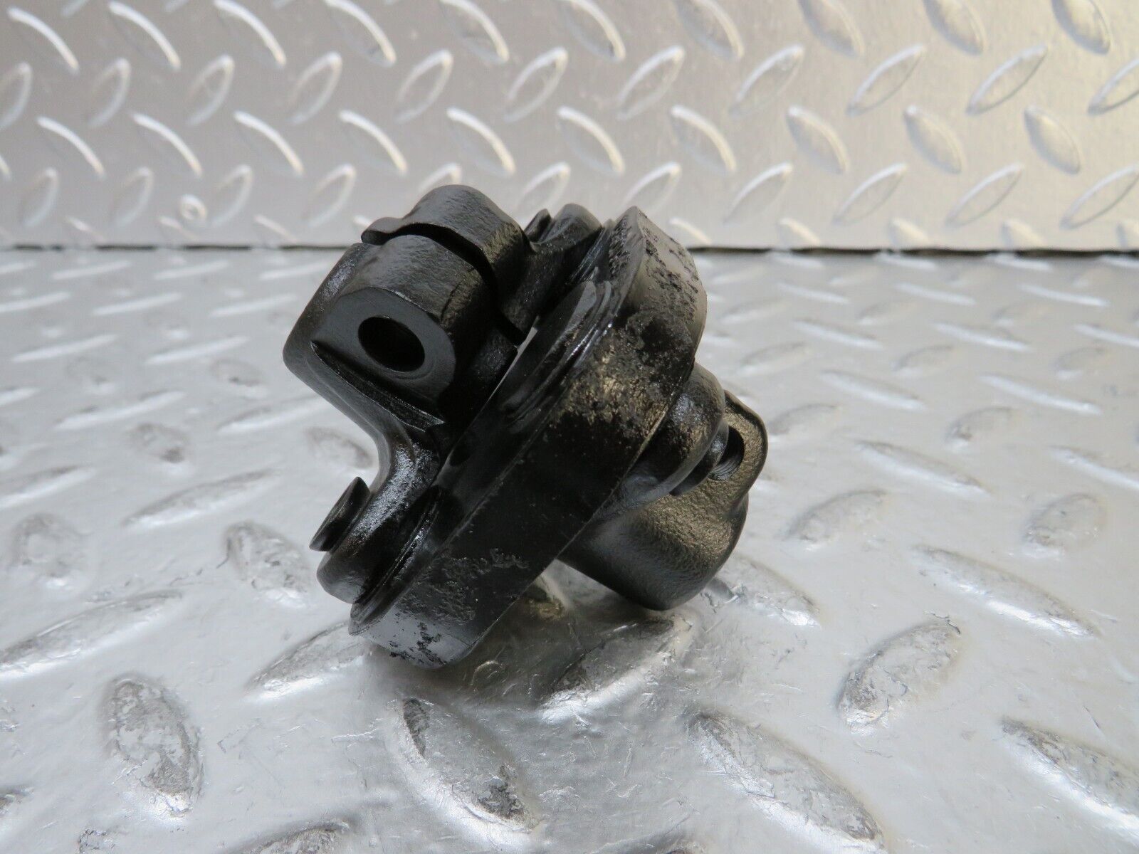 26889 Mercedes-Benz W123 240D Steering Column Lower Shaft Rod 1234620346