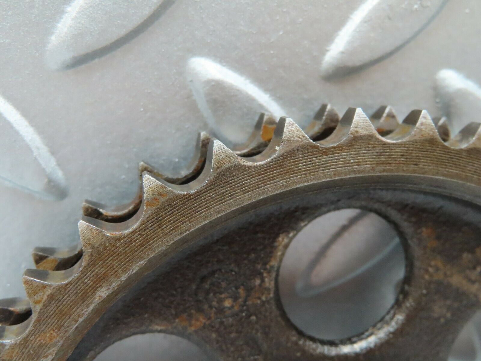 3508 Mercedes-Benz W108 280SE Camshaft Timing Gear 1210520201