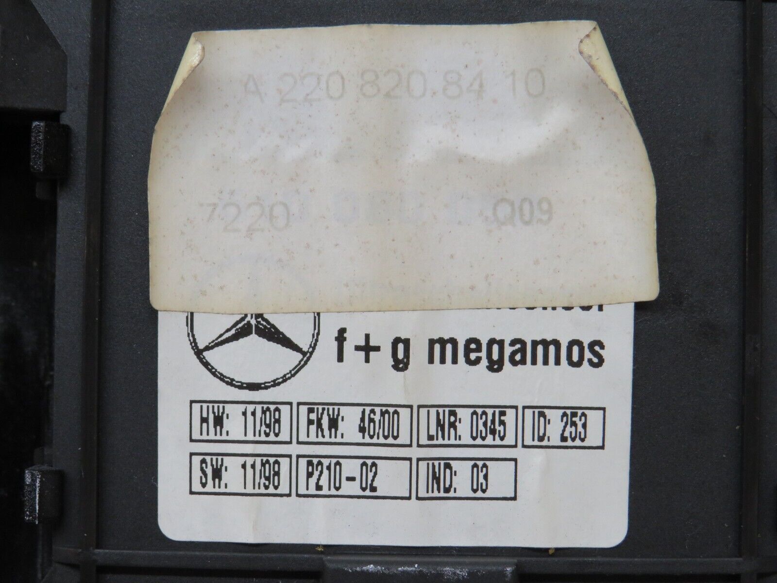 34770 Mercedes-Benz W210 320E Interior Roof Alarm Sensor 2208208410