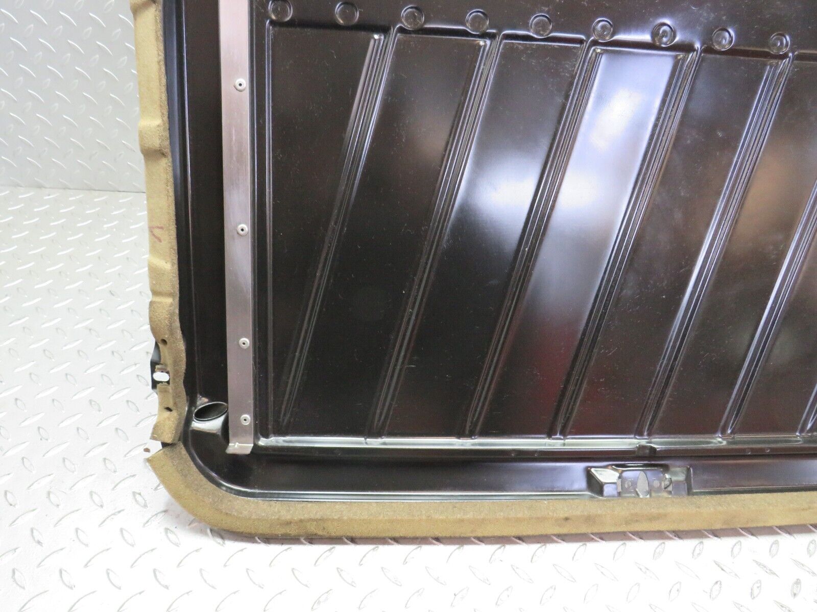 32578 Mercedes-Benz S124 300TE Wagon Power Sunroof Frame 2017800144