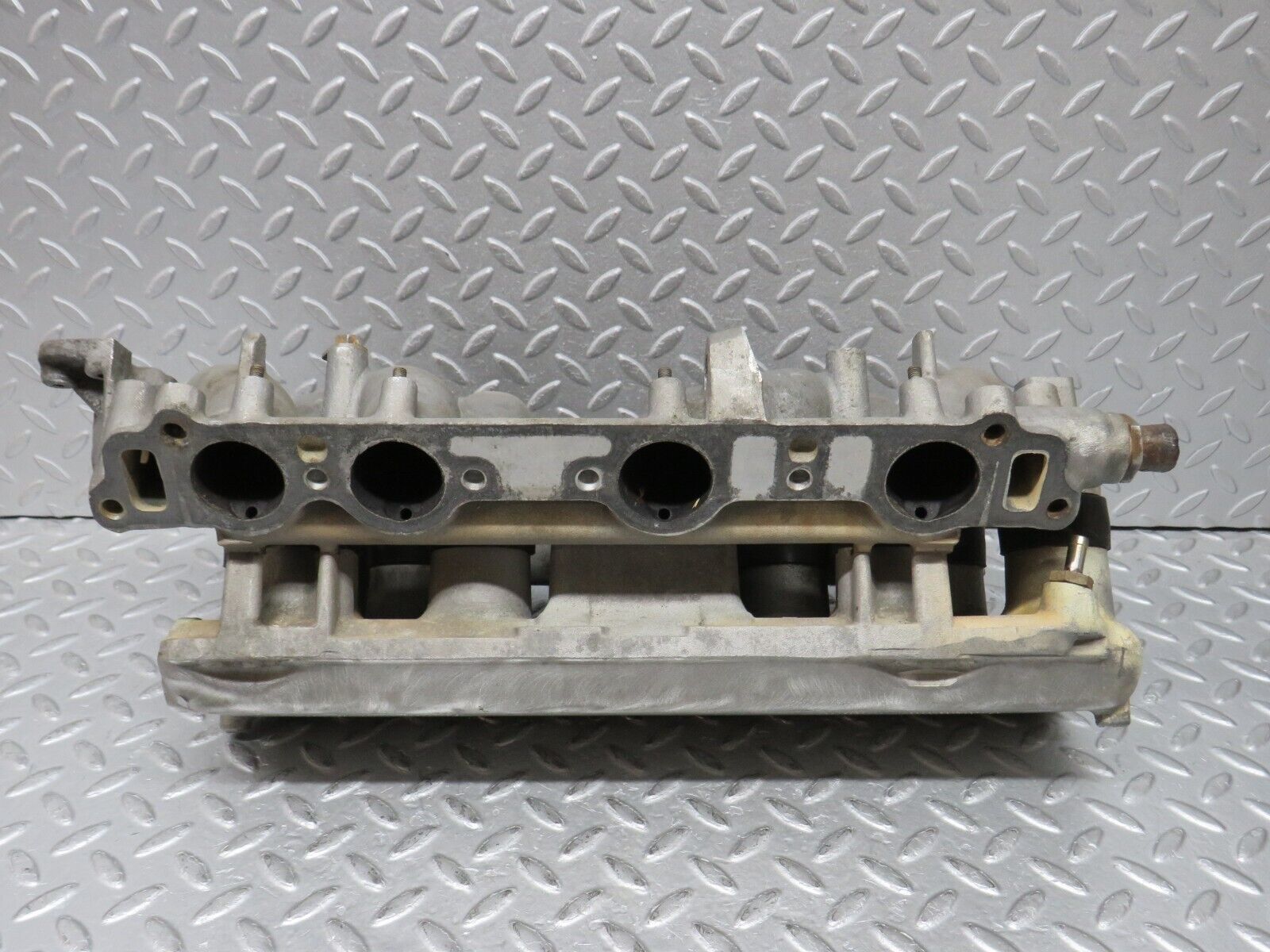 37671 Mercedes-Benz W109 300SEL Air Intake Manifold 1161411701 1161412201