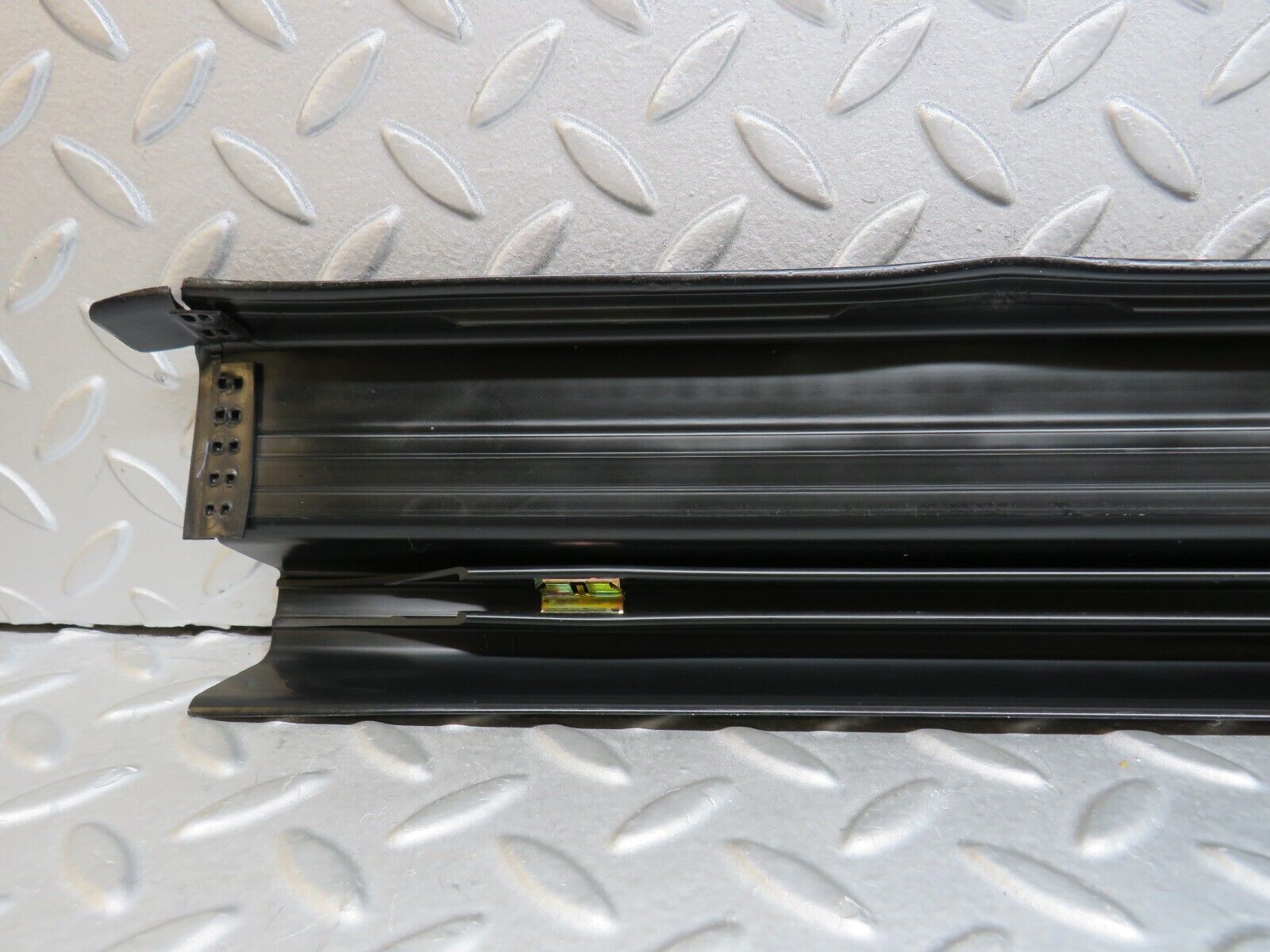 37867 Mercedes-Benz A124 320E Cabriolet Right Door Sill Trim Black