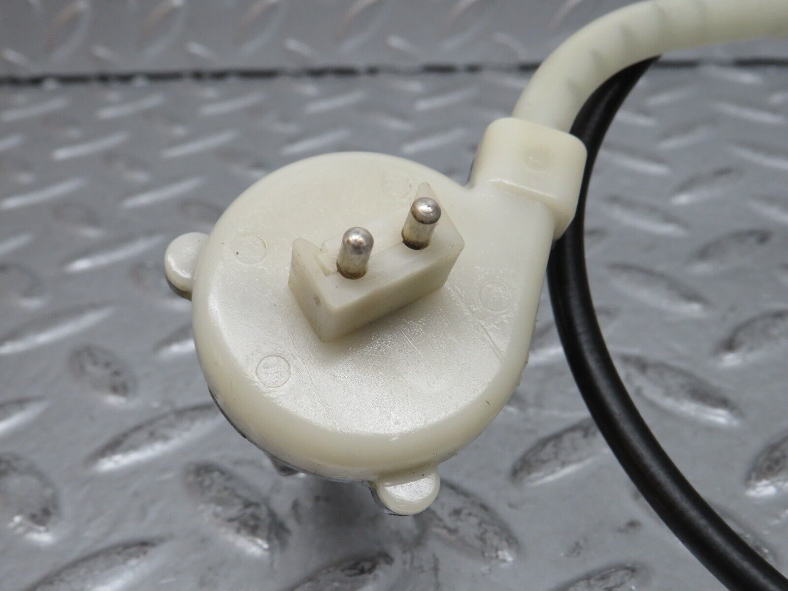 29777 Mercedes-Benz W123 230E Heater Regulator 1233300385