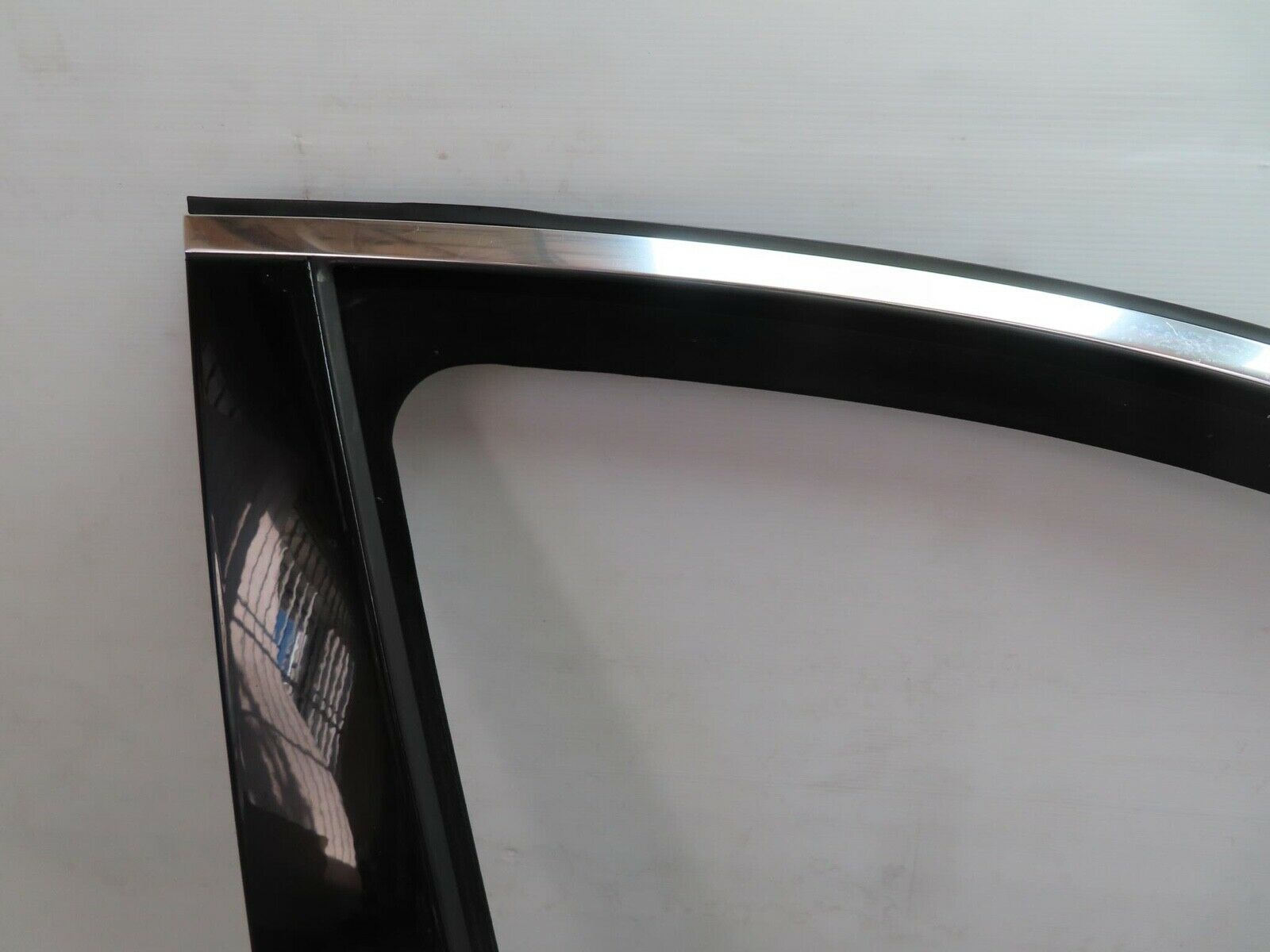 11244 Mercedes-Benz W221 S320 Front Right Door