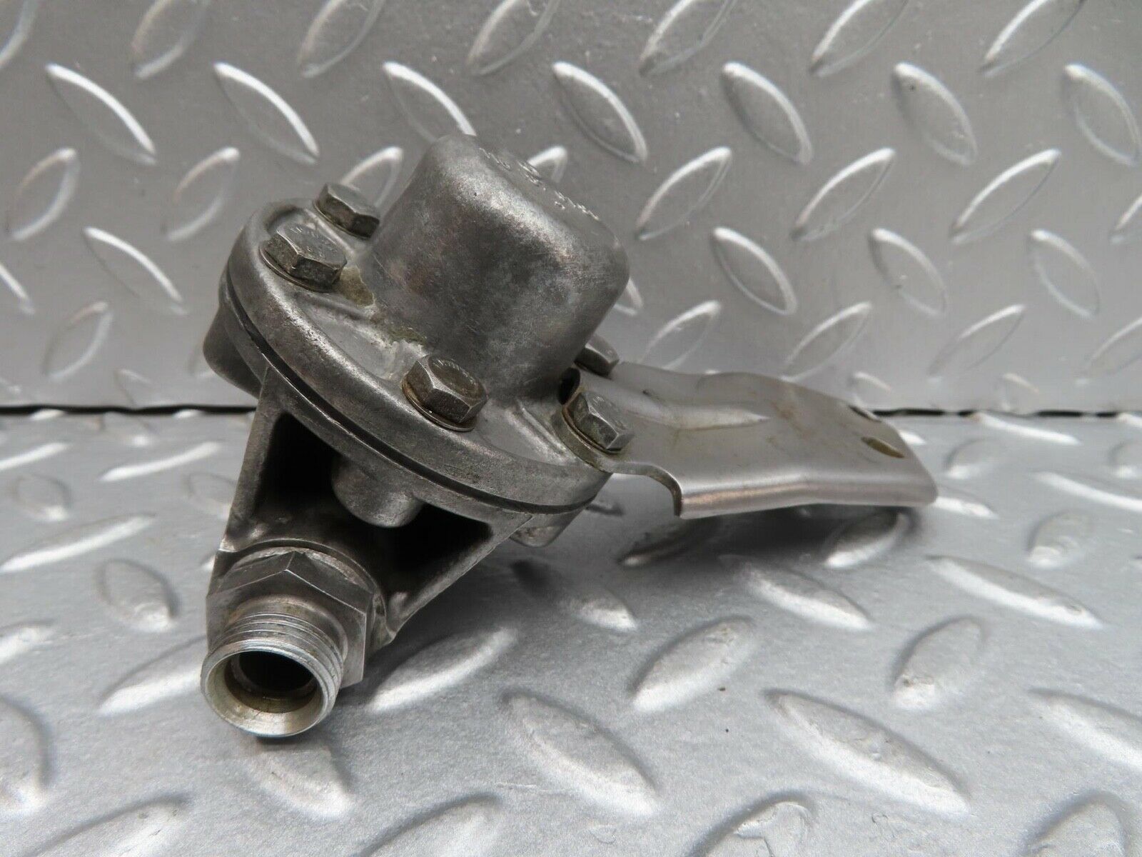 14389 Mercedes-Benz W116 350SE Oil Pressure Damper 1161870494