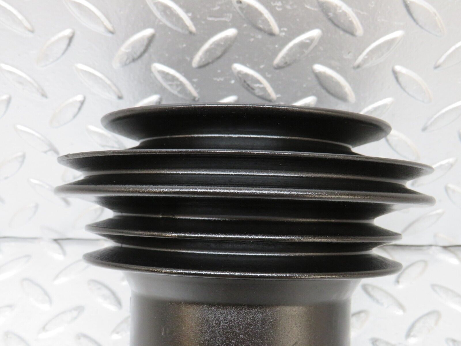 26301 Mercedes-Benz W116 450SE Crankshaft Pulley