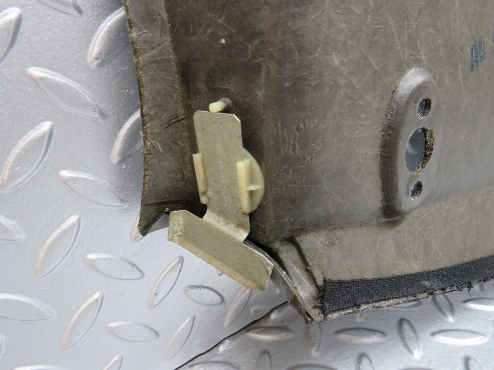 32338 Mercedes-Benz S124 300TE Headlining Roof Panel Grey 1246902925