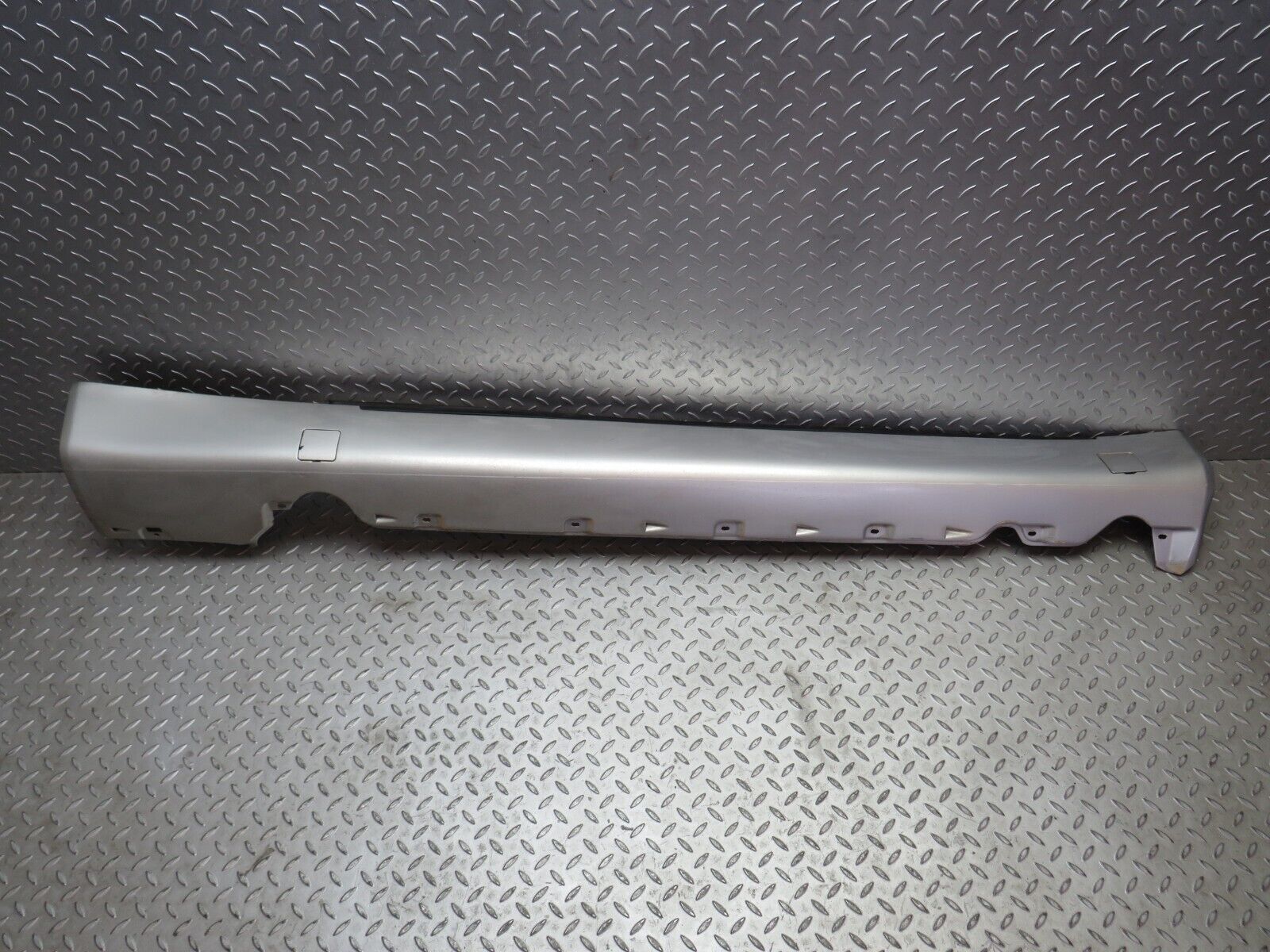 39541 Mercedes-Benz R129 320SL Coupe Side Skirt Left Side 1296902740