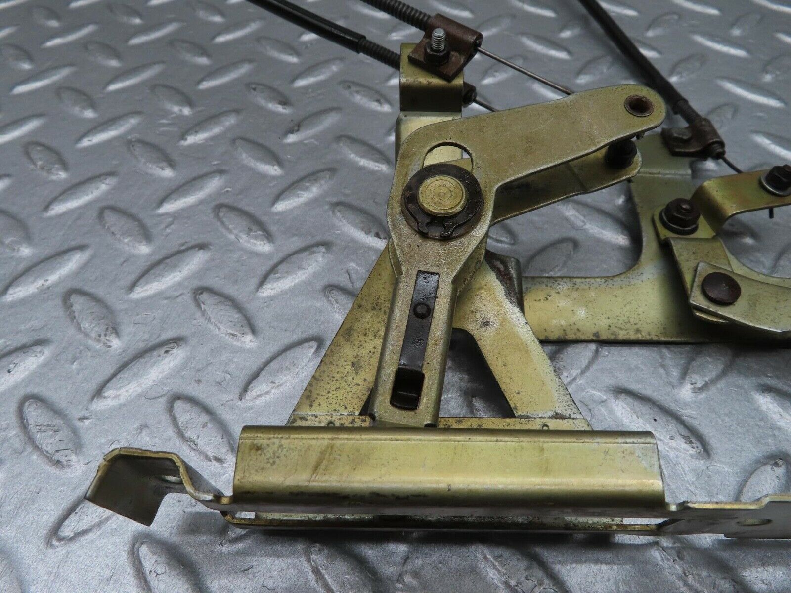 12931 Mercedes-Benz W111 220SE Dashboard Heater Control