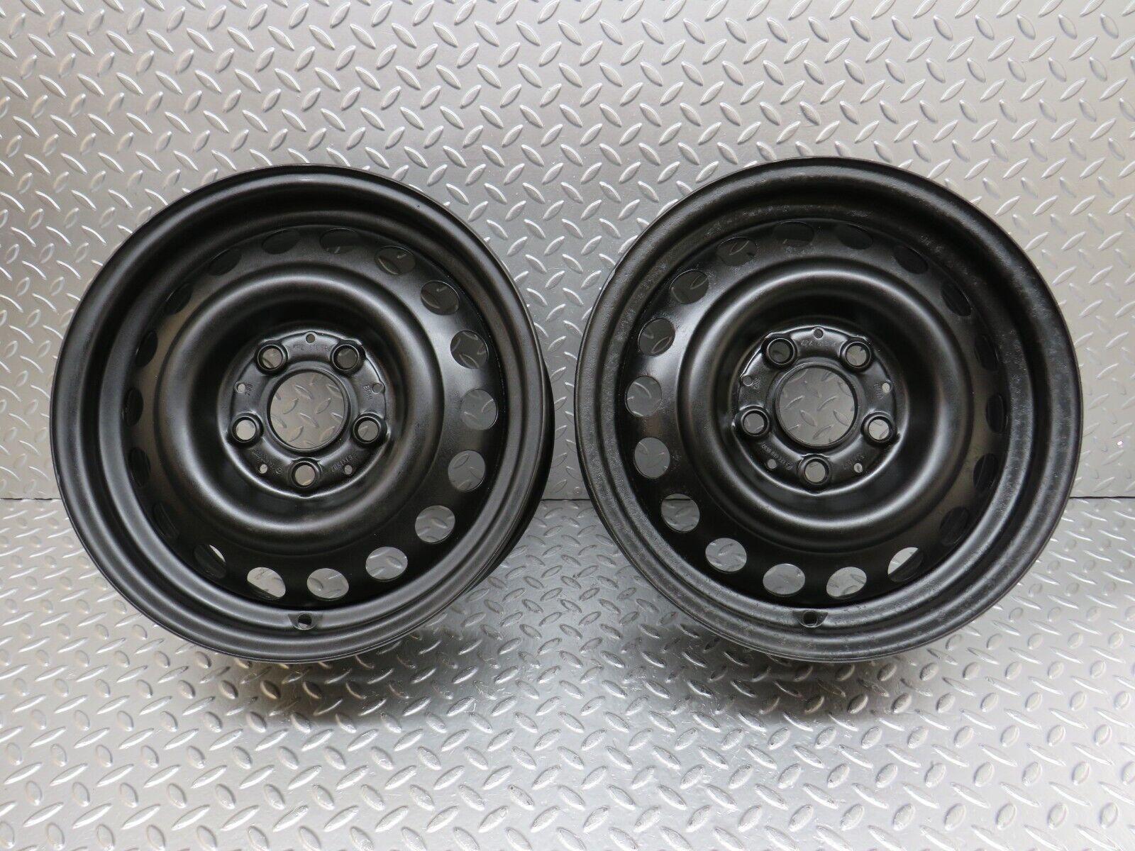 33881 Mercedes-Benz Steel Wheel Set 6Jx15H2 ET49 1244000602