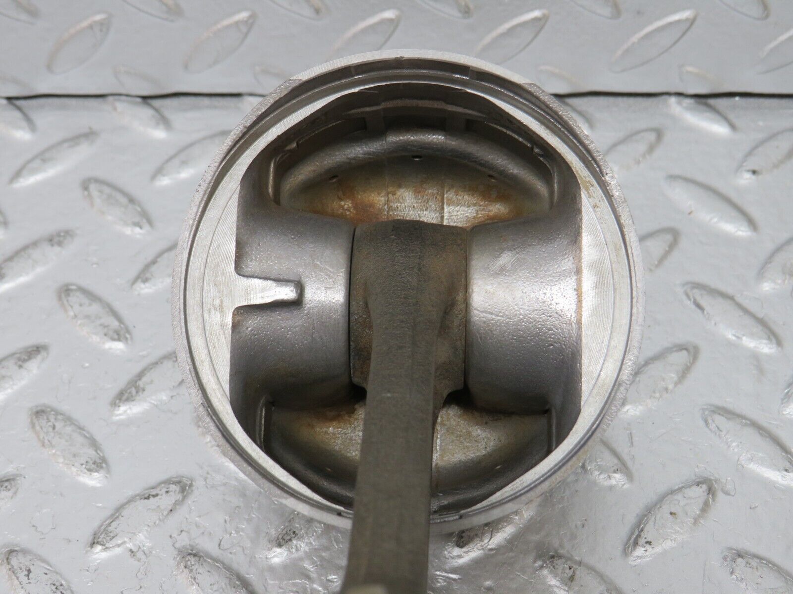 32651 Mercedes-Benz S124 300TE Wagon Piston With Connecting Rod 88.485mm 10205