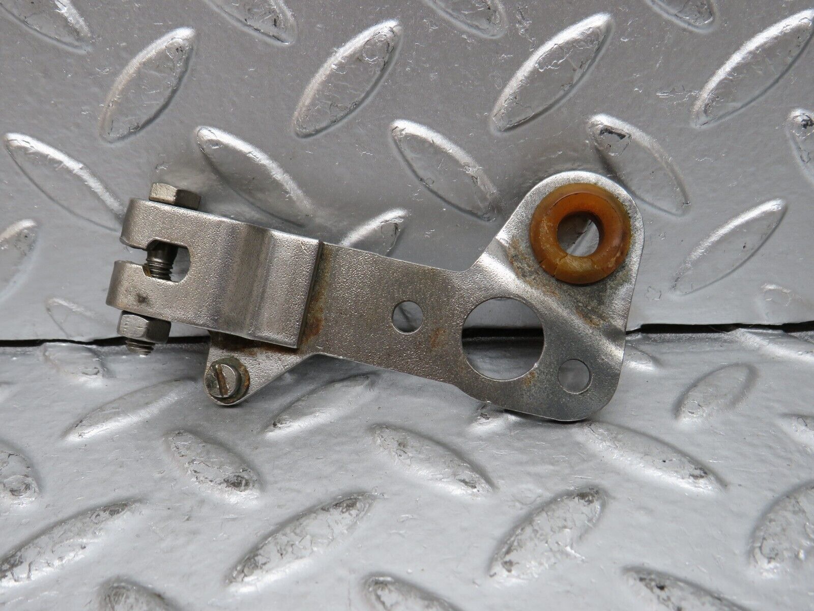 29900 Mercedes-Benz W123 230E Gearbox Linkage Bracket