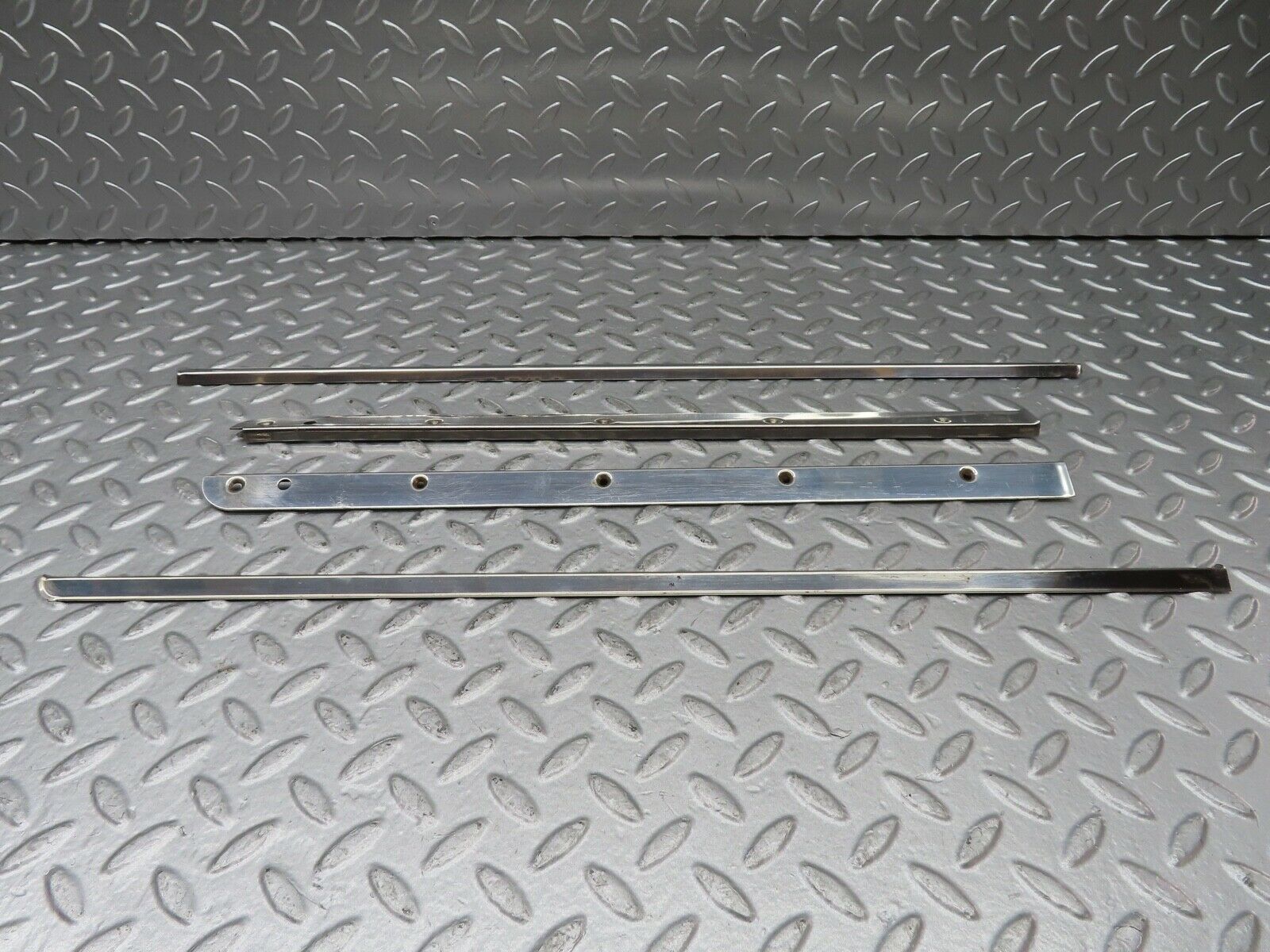 20363 Mercedes-Benz W114 280CE Coupe Sunroof Chrome Trim Set