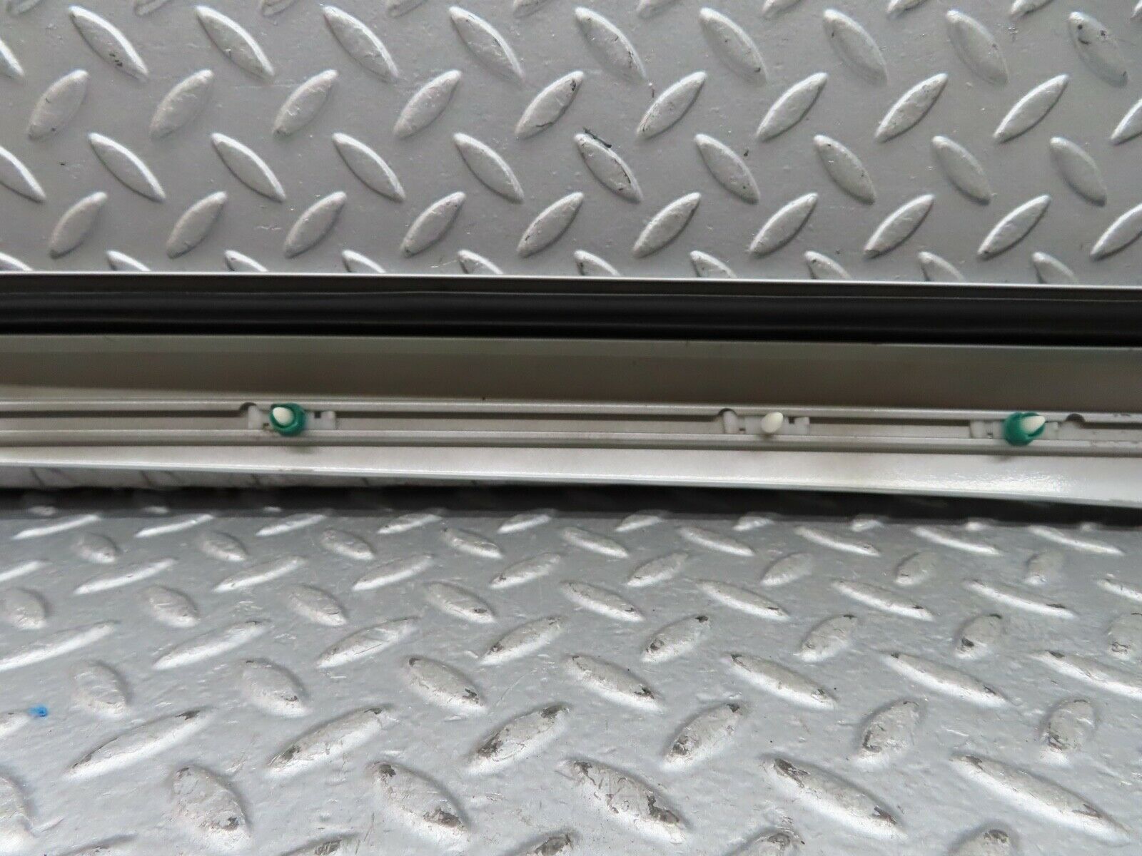 19496 Mercedes-Benz C140 CL420 Coupe A Pillar Exterior Cover Left Side