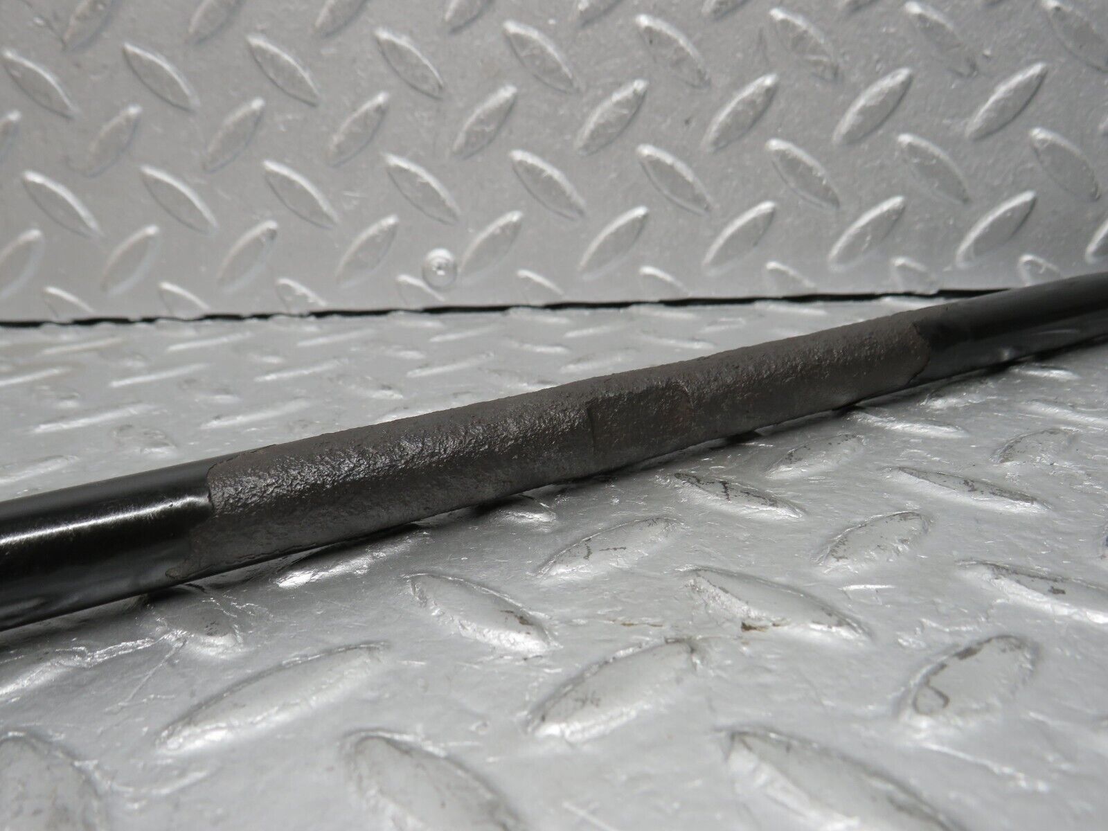 38173 Mercedes-Benz A124 320E Cabriolet Anti Roll Bar Rear Axle 1243260116