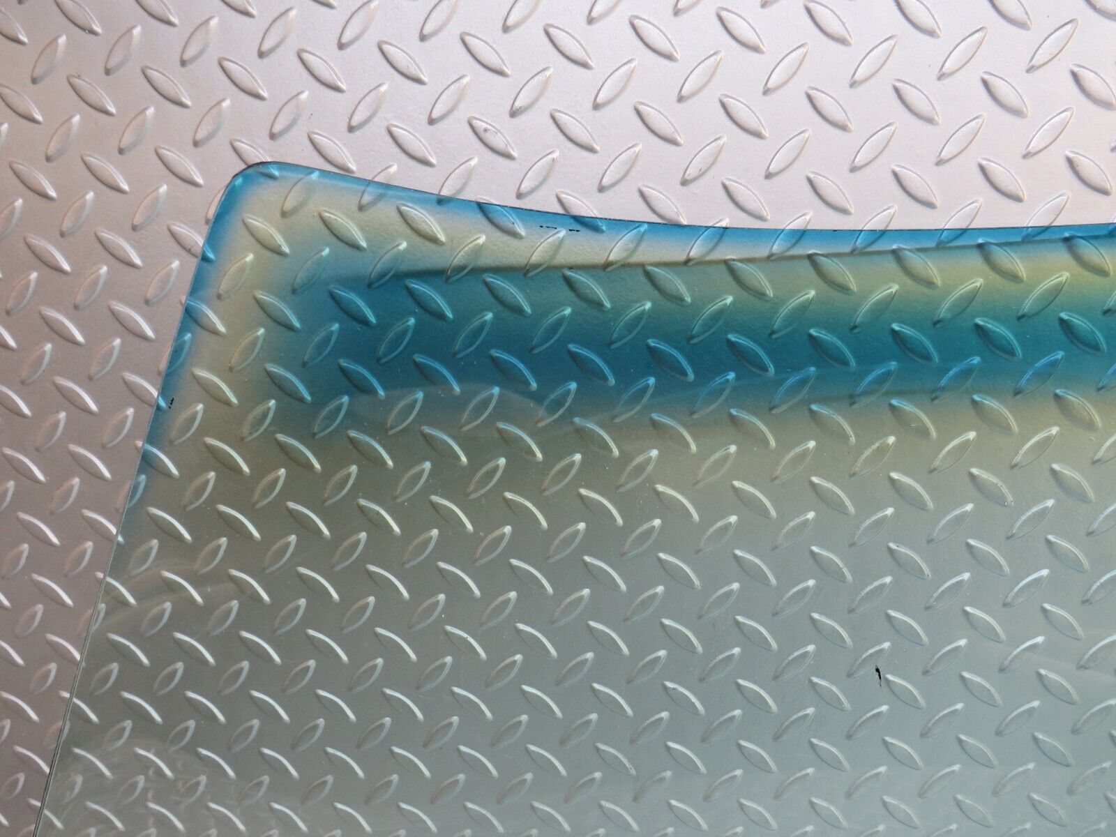 37519 Mercedes-Benz W109 300SEL Front Windscreen