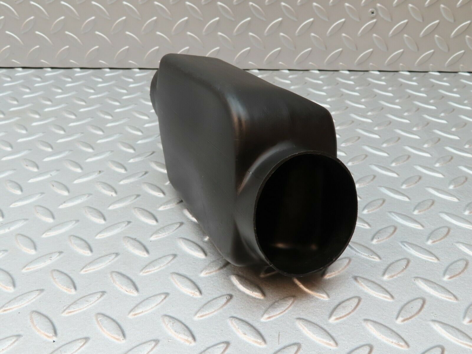 4754 Mercedes-Benz W114 280CE Coupe Heater Pipe