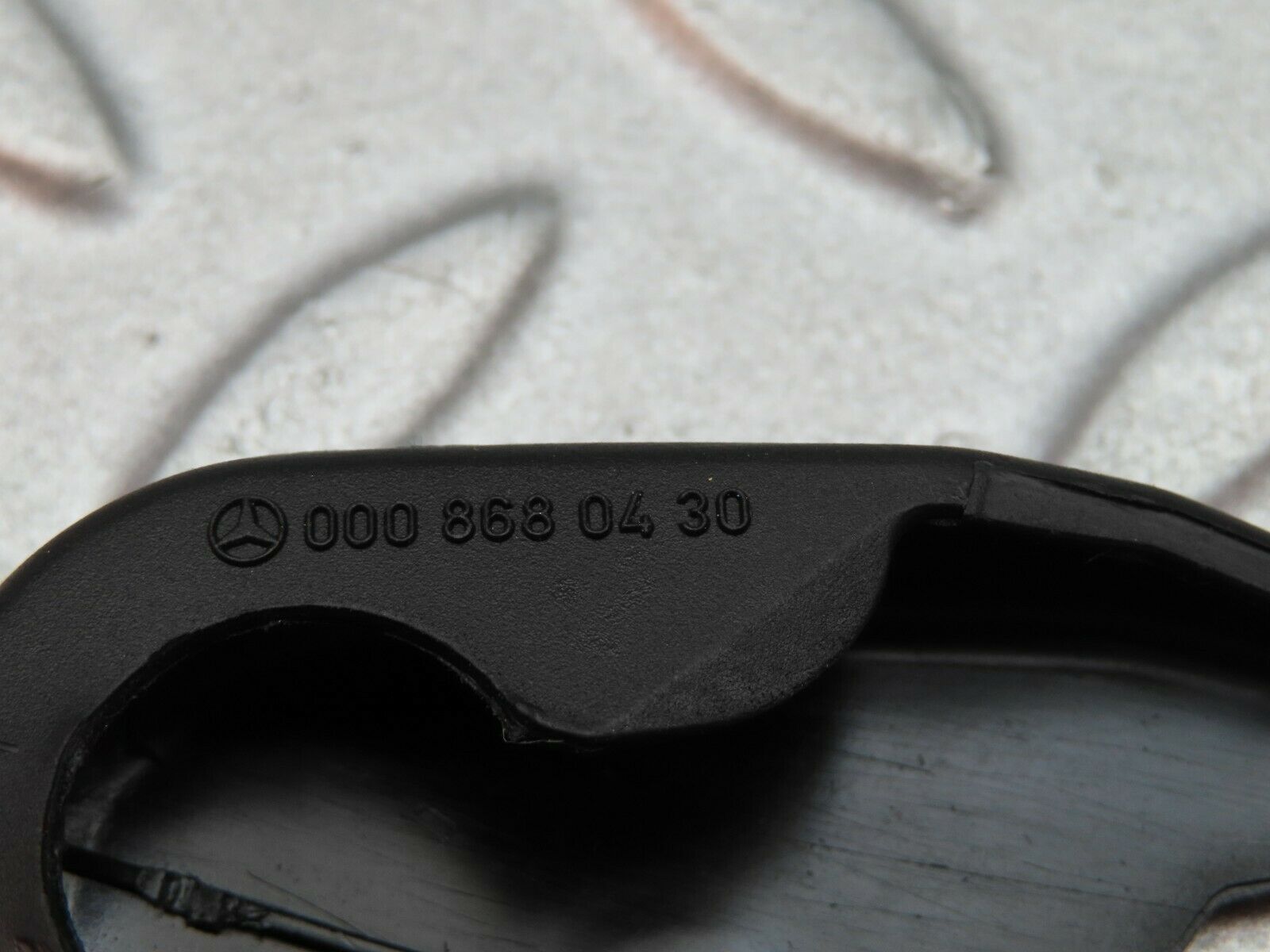 5738 Mercedes-Benz W123 200 Seat Belt Plastic Cap 0008680430