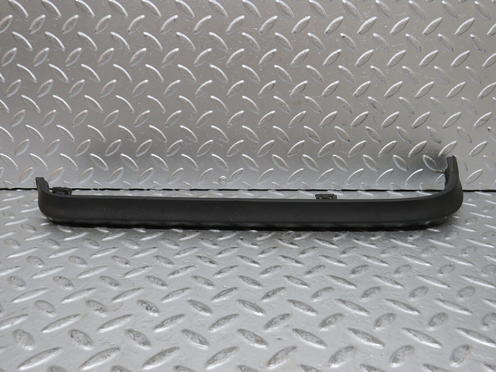 28063 Mercedes-Benz W123 280E Tail Light Moulding Trim Right Side