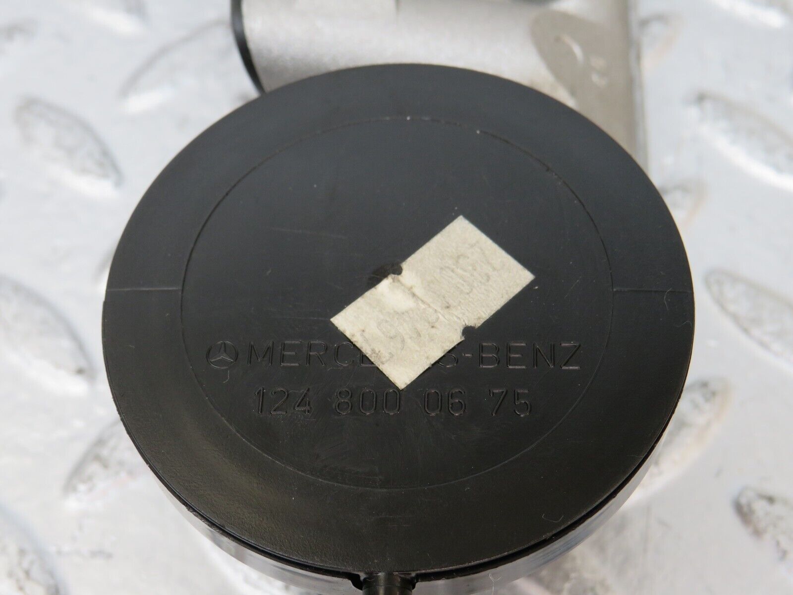 25818 Mercedes-Benz W124 280E Rear Headrest Folding Mechanism 2029700025