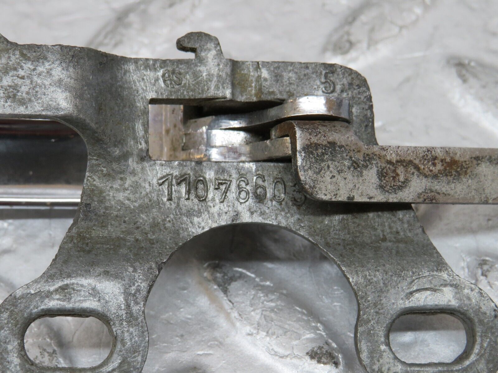 35745 Mercedes-Benz W108 Interior Door Handle Left 1157660119